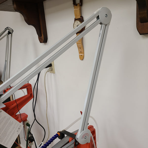 HLX7G2 VisionLuxo Magnifier Lamp