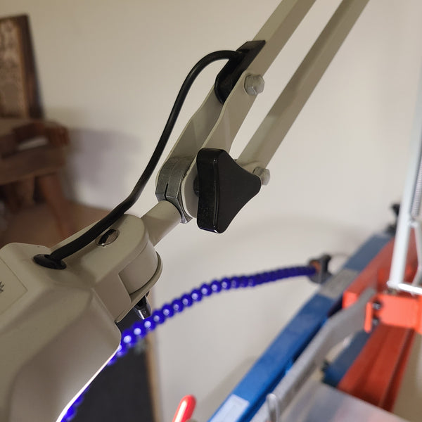 HLX6G2 Luxo Magnifier Lamp