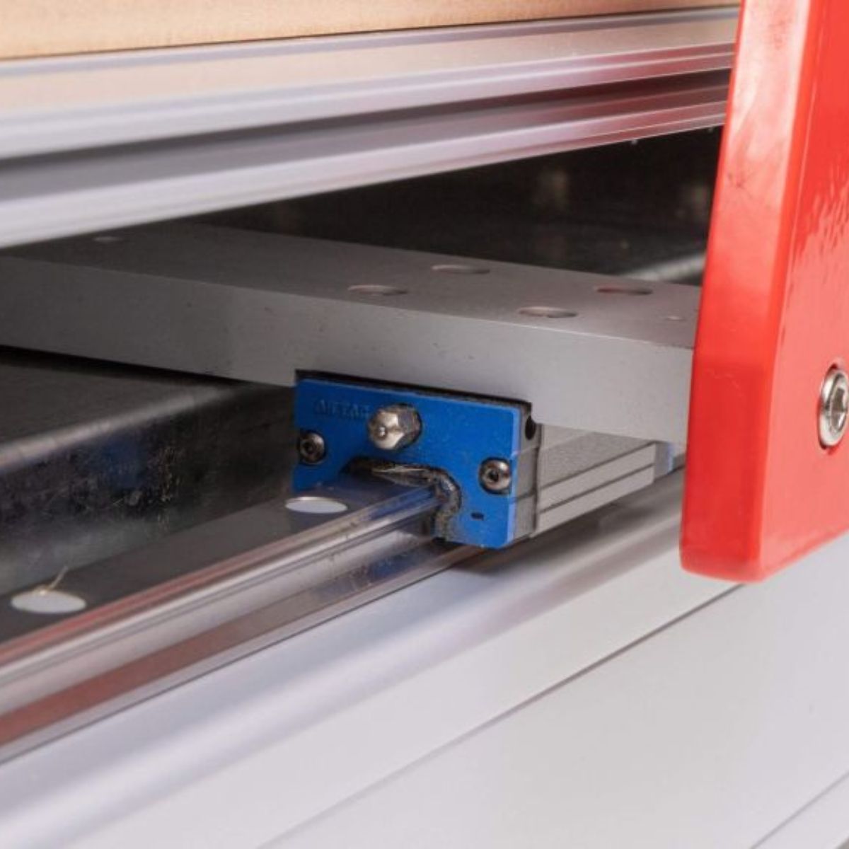 Axiom Compact 2X2 CNC Table