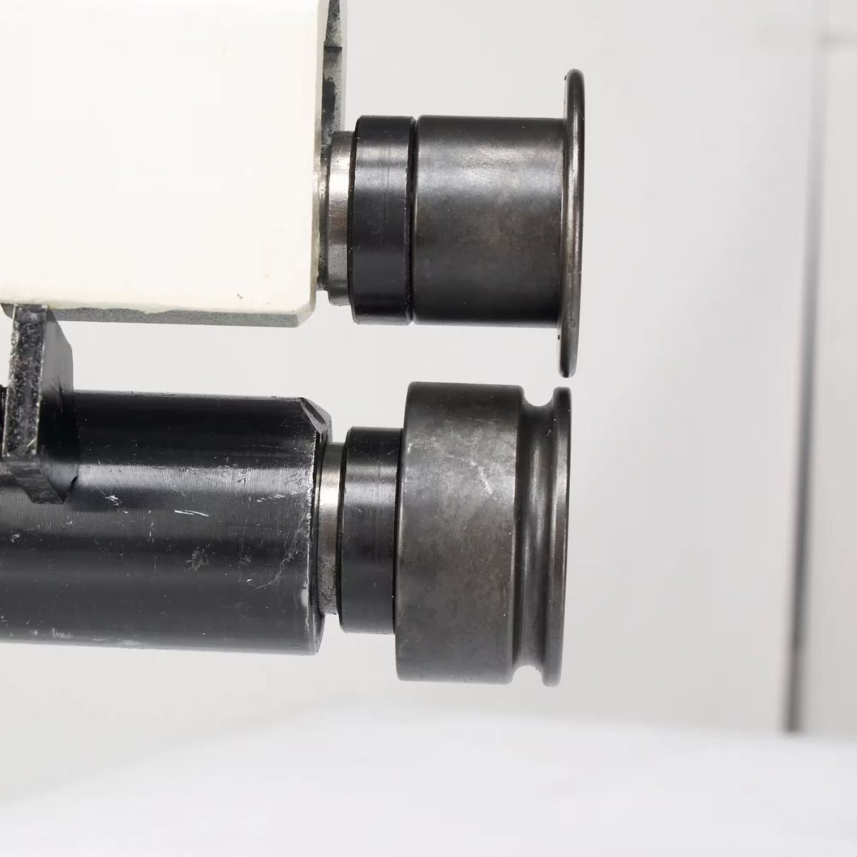 Baileigh BR-22 Manual Bead Roller — 7" Throat