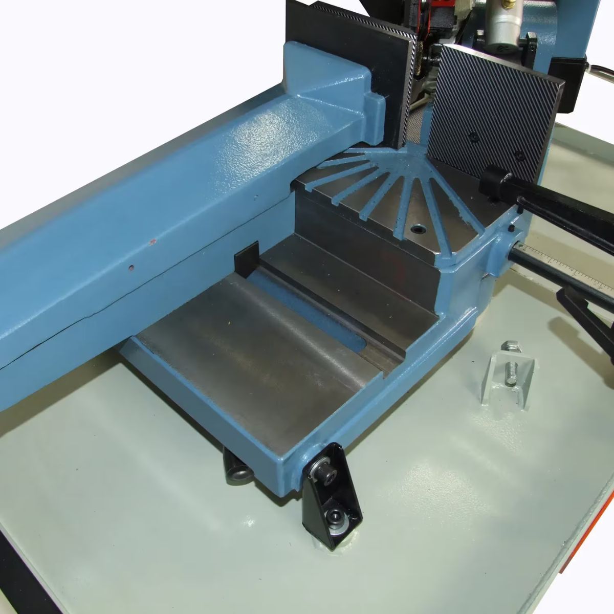 Baileigh BS-260M 8.66" Geared Head Dual Mitering Band Saw