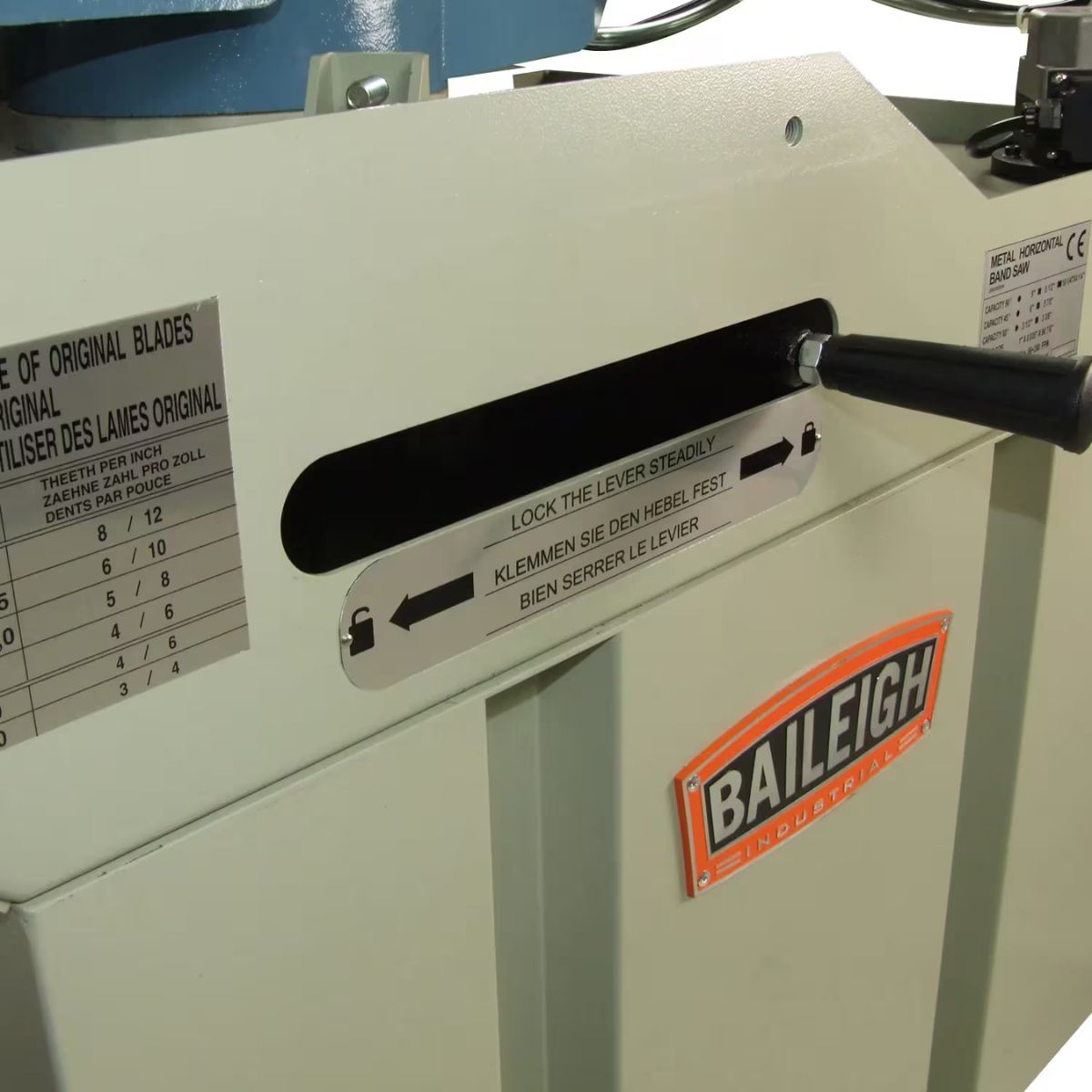 Baileigh BS-260M 8.66" Geared Head Dual Mitering Band Saw