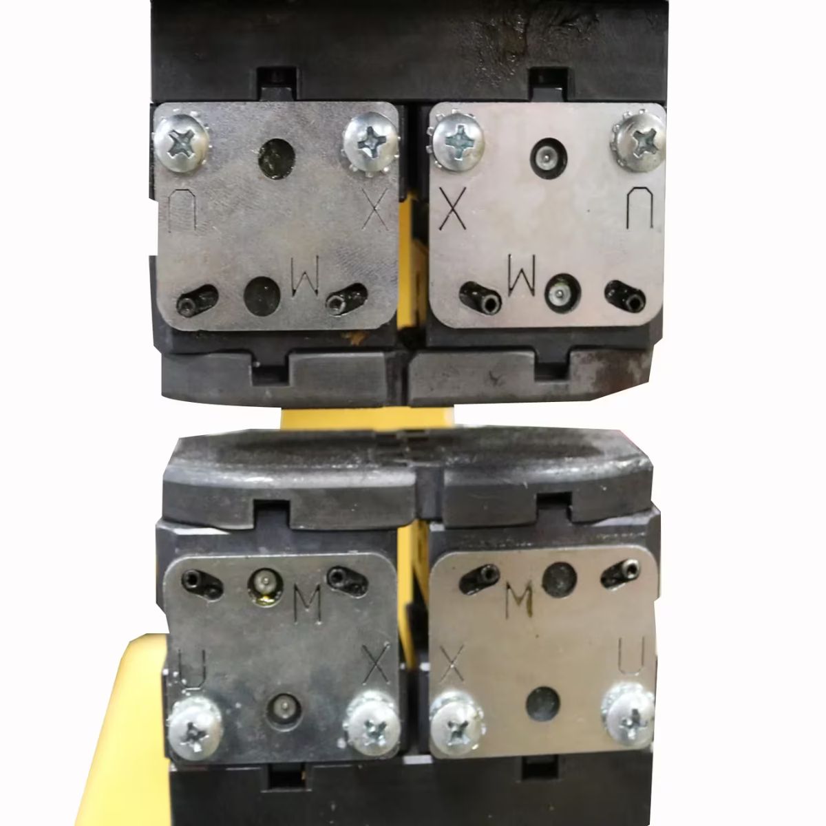 Baileigh MSS-14F Manual Shrinker Stretcher with Reversible Jaws