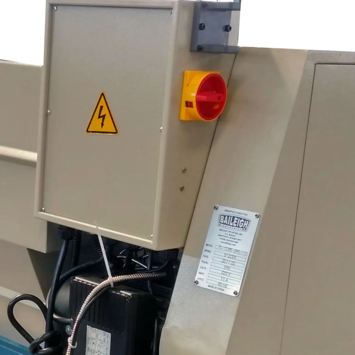 Baileigh PL-1236E 12" × 36" Metal Lathe