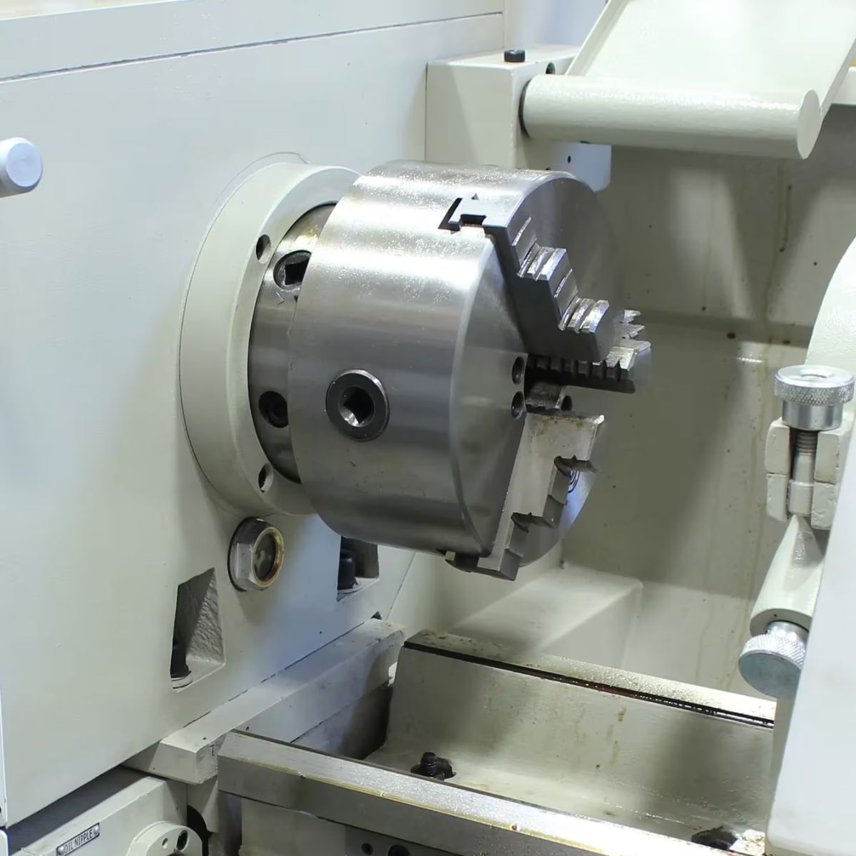 Baileigh PL-1236E 12" × 36" Metal Lathe