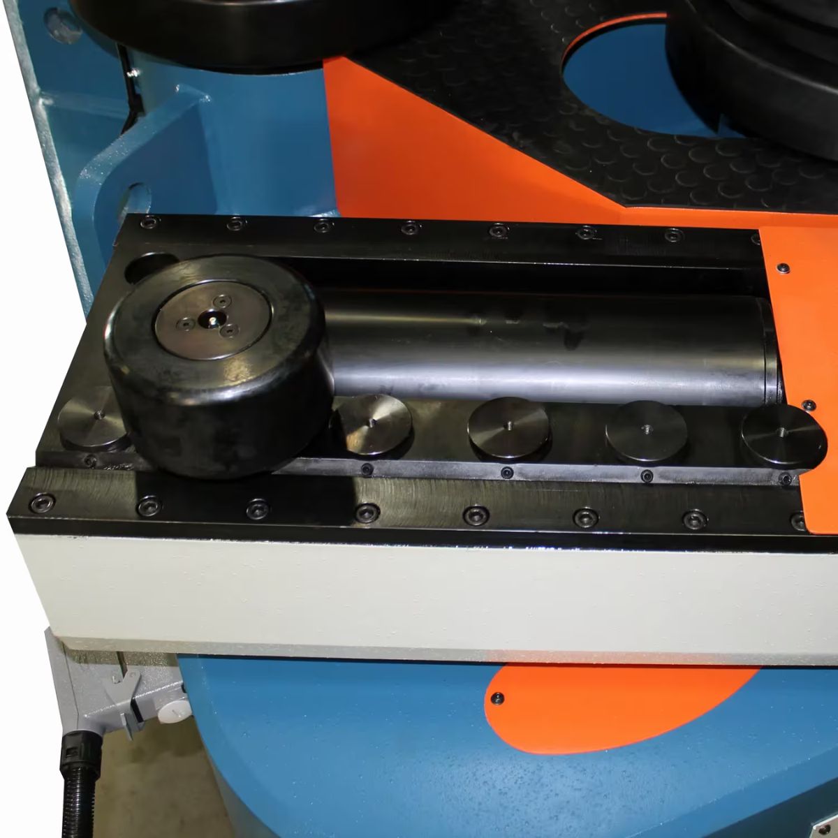 Baileigh R-H170 440/480V 3-Phase Hydraulic Double Pinch Roll Bender with Guide Rolls