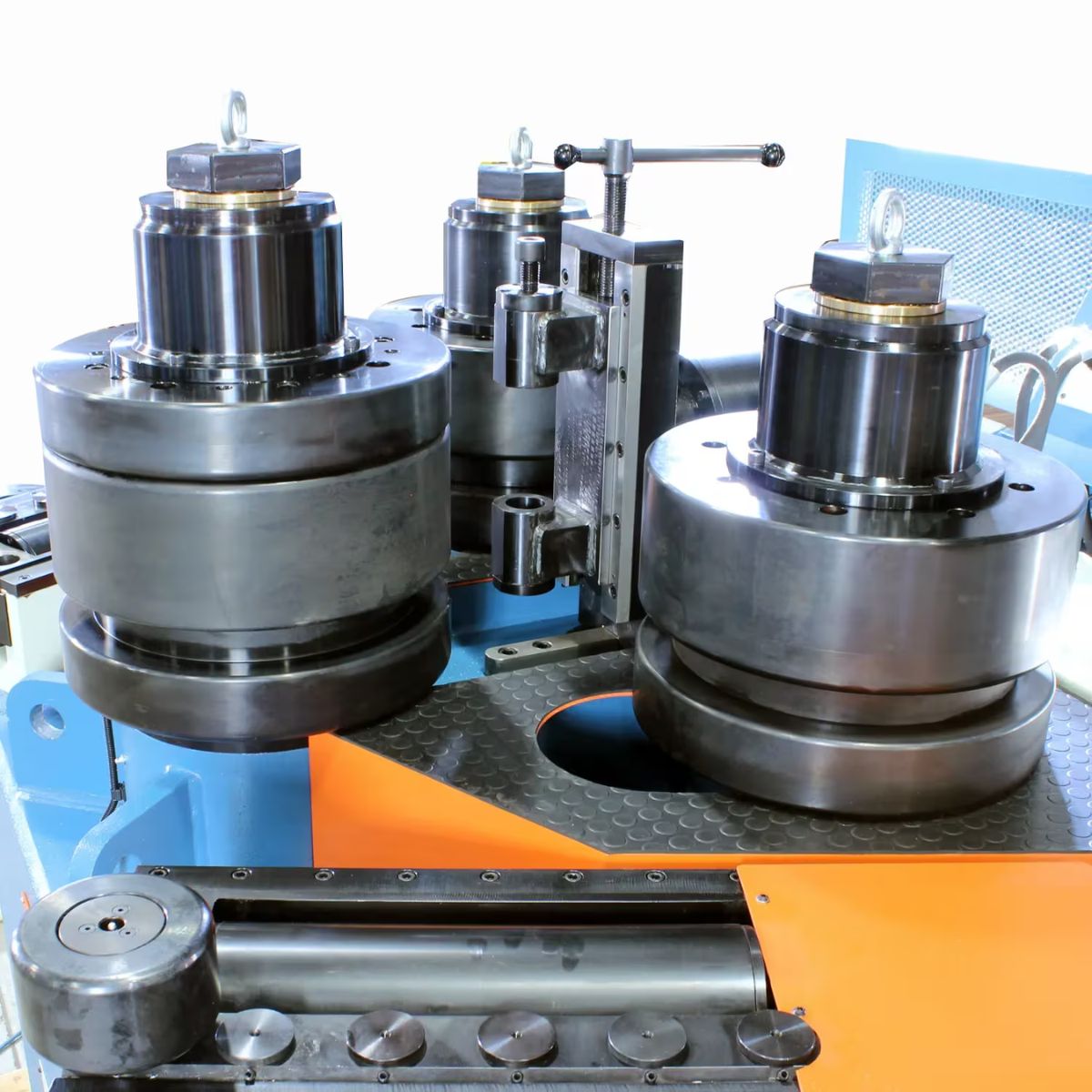 Baileigh R-H170 440/480V 3-Phase Hydraulic Double Pinch Roll Bender with Guide Rolls