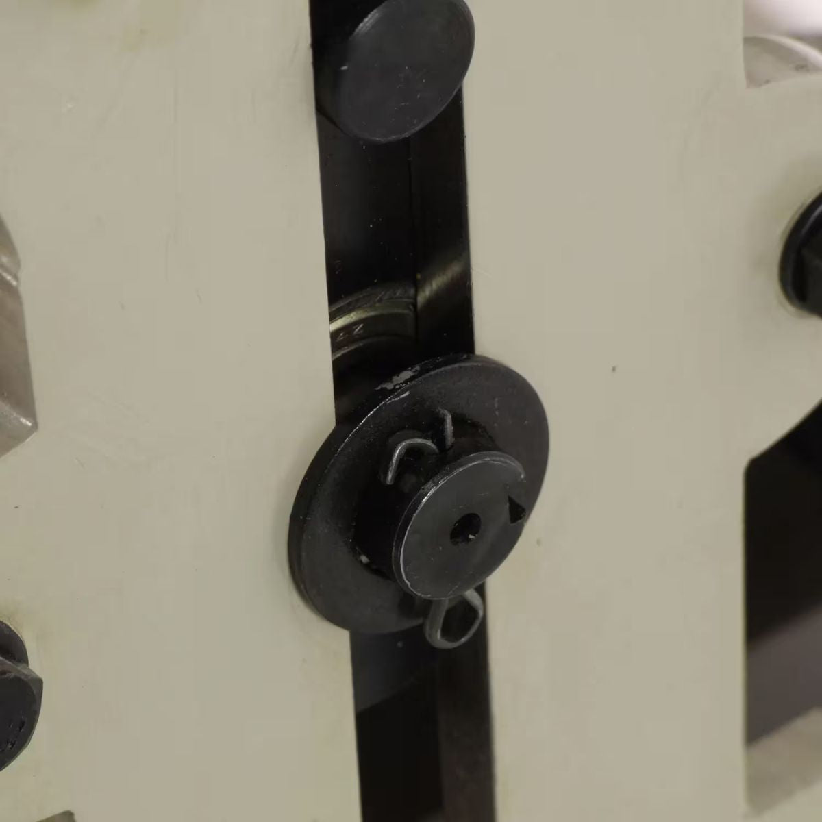 Baileigh R-M7 Manual Ring & Angle Roll Bender — 1-1/2" Schedule 40 Capacity