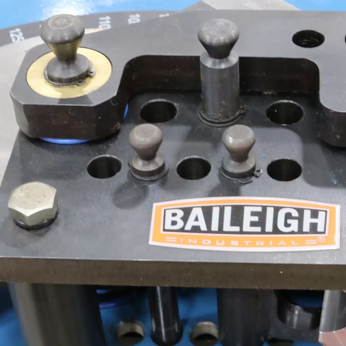Baileigh RDB-050 Manual Rotary Draw Tube & Pipe Bender — 2-1/2" Capacity