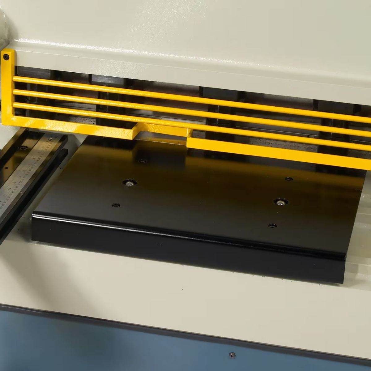 Baileigh SH-8010-HD 80" Heavy Duty Hydraulic Shear — 10 Gauge