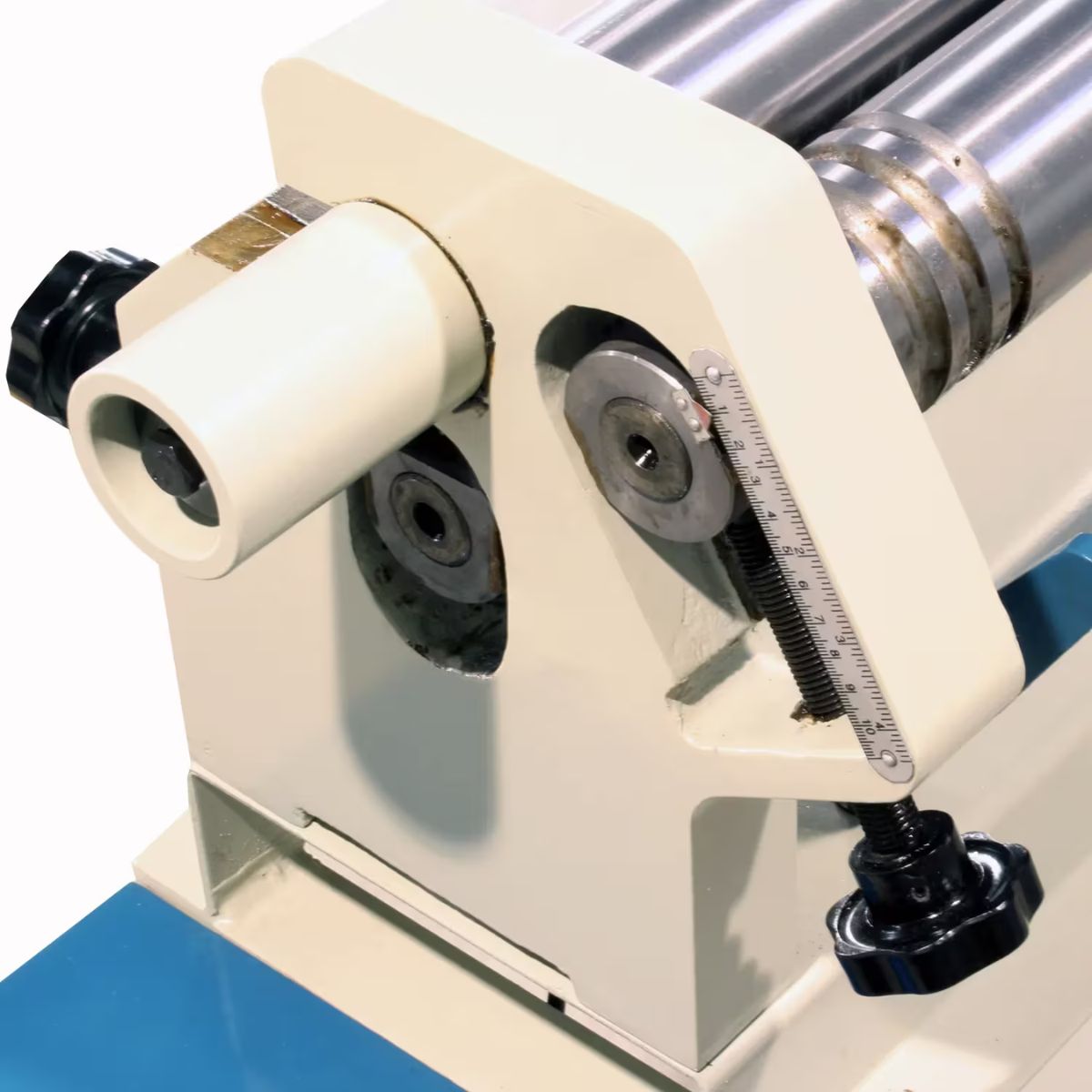 Baileigh SR-5016E 50" Electric Slip Roll — 110V Open Stand