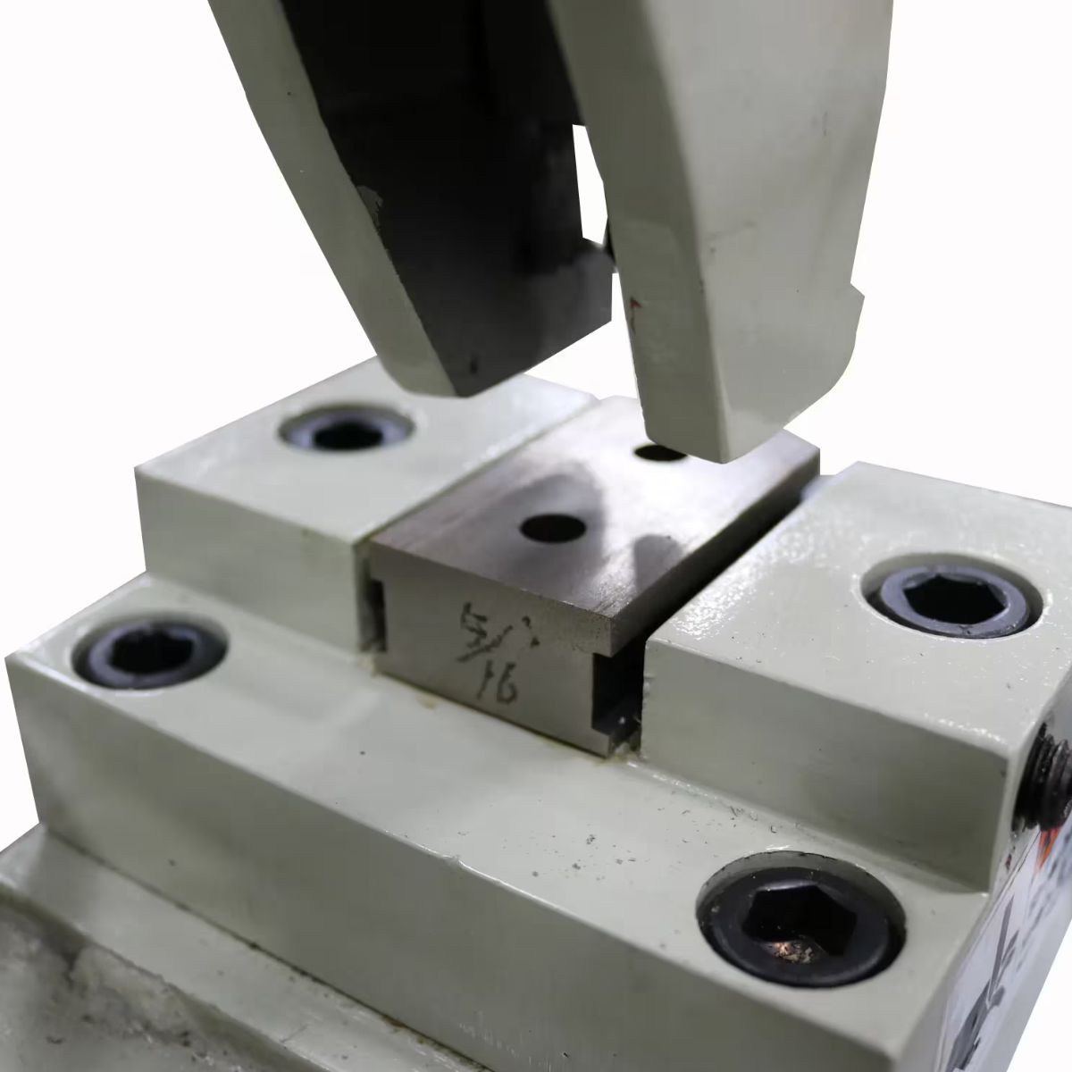 Baileigh SW-22M-P Manual Ironworker with Punch Station