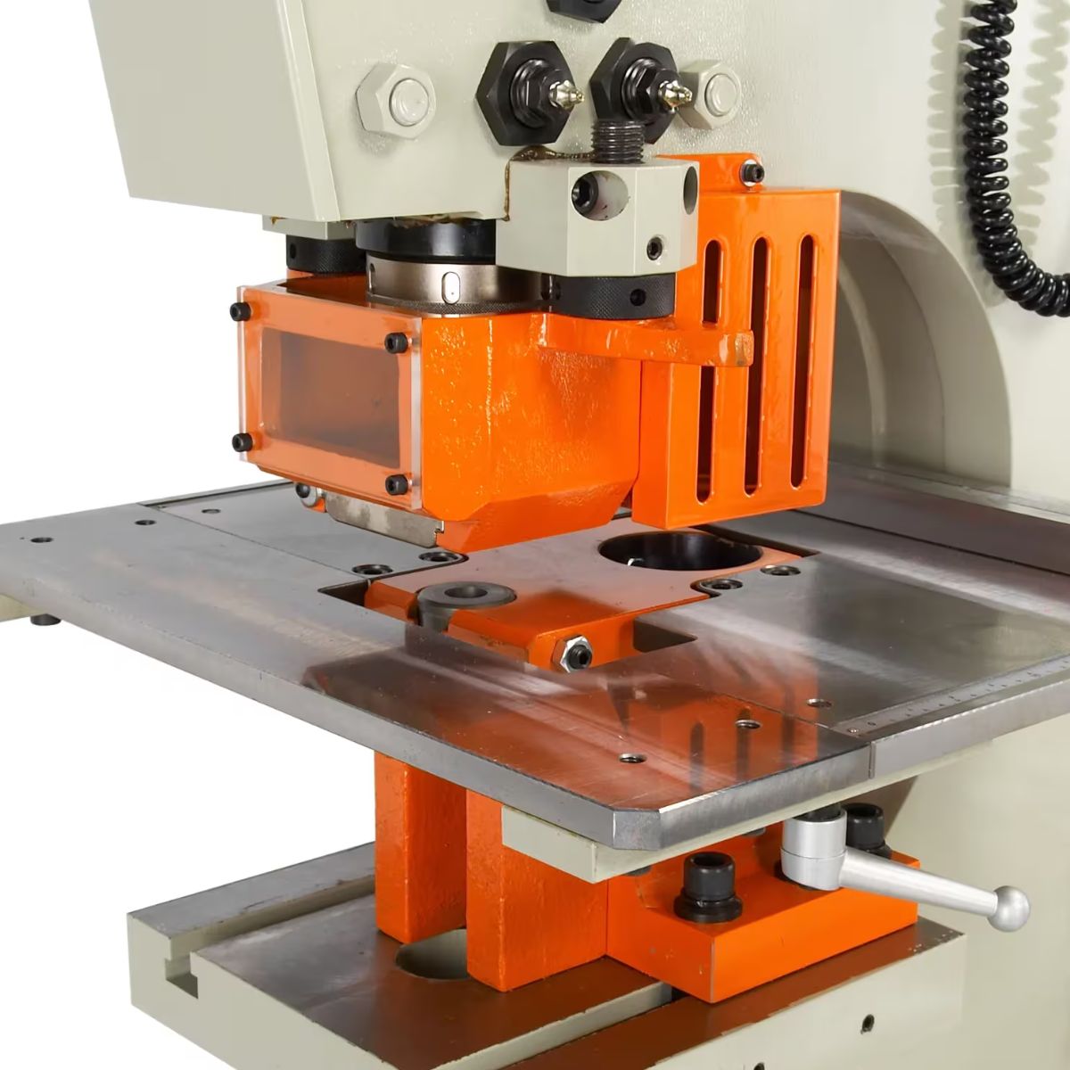 Baileigh SW-95 220V 3-Phase 95-Ton Dual Operator 5-Station Ironworker