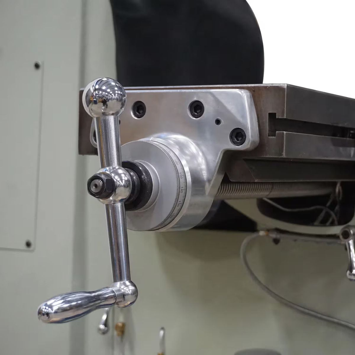 Baileigh VM-949E-VS 9" × 49" Variable Speed Vertical Milling Machine
