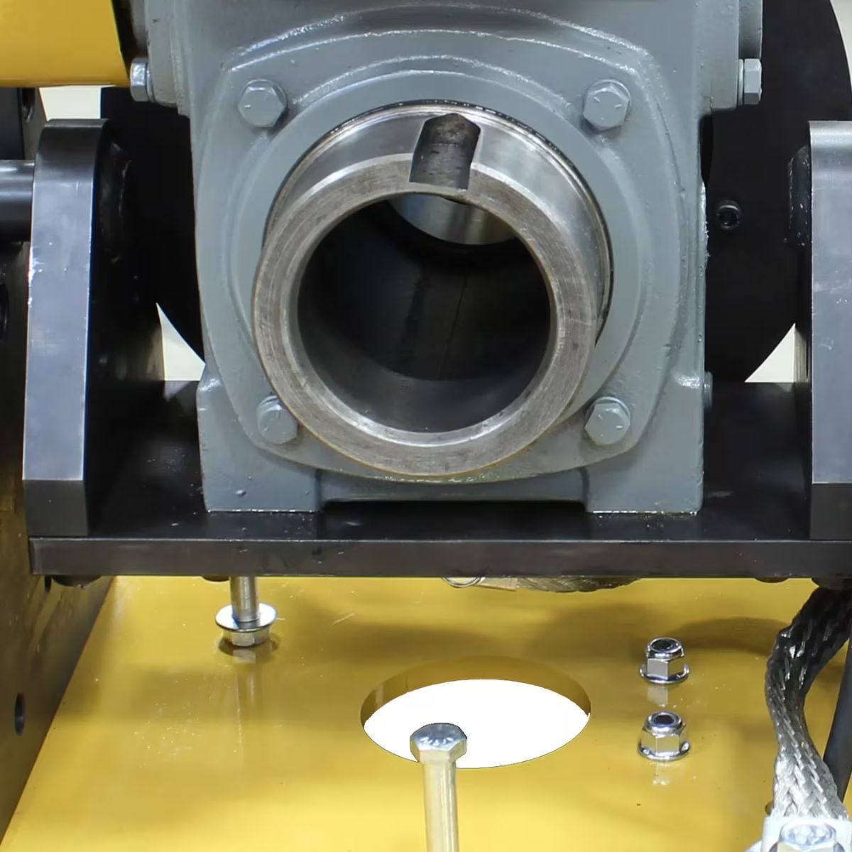 Baileigh WP-1800F 8" 3-Jaw Chuck Cart-Mounted Welding Positioner