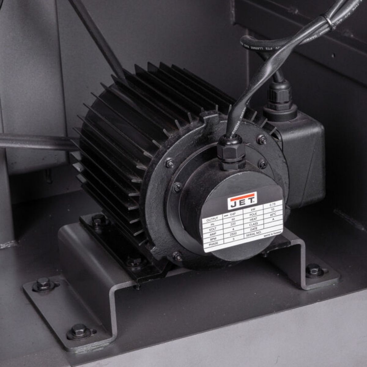 JET VBS-1207VS-DC 12" Vertical Metal Bandsaw