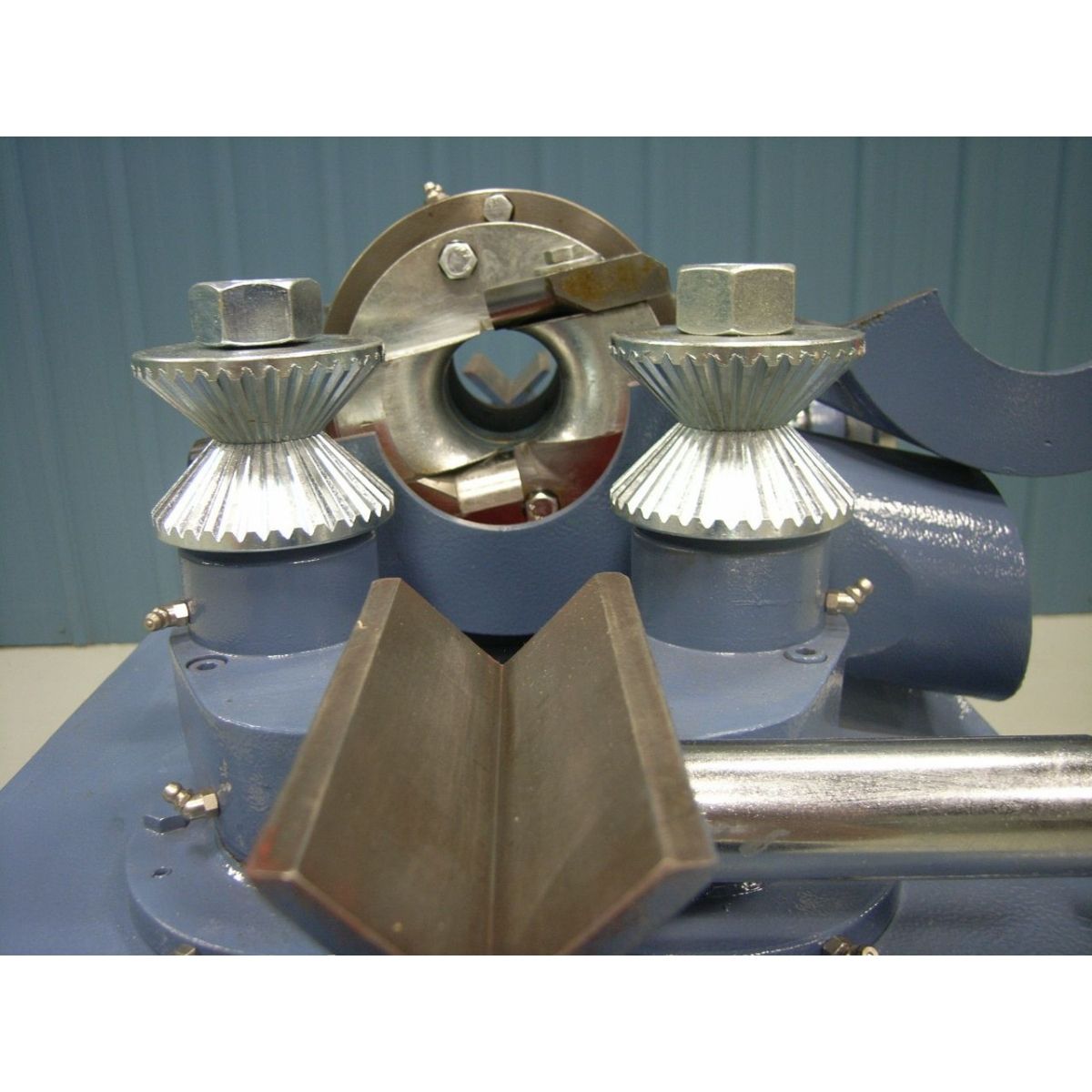 Oliver 7660 Round Rod Milling Machine