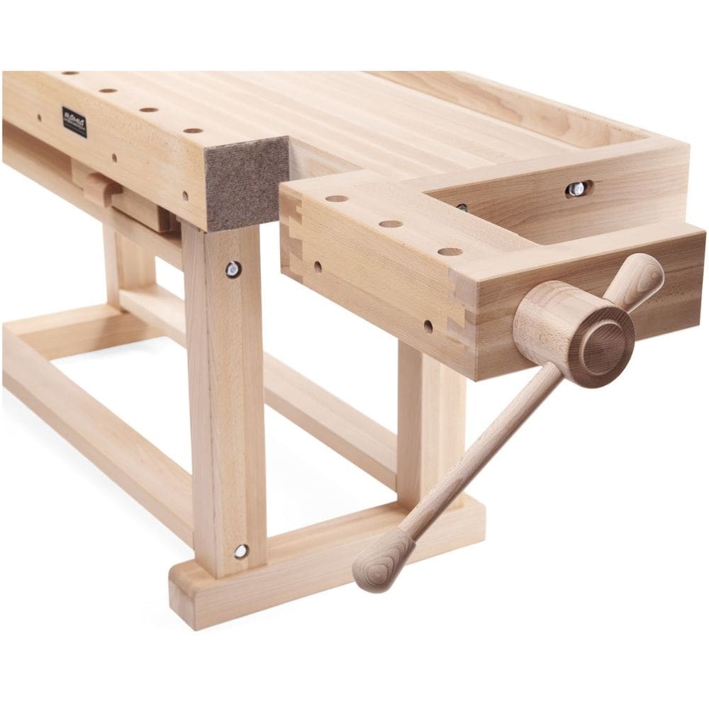 Ramia_Superb_2100_Workbench_woodwork.