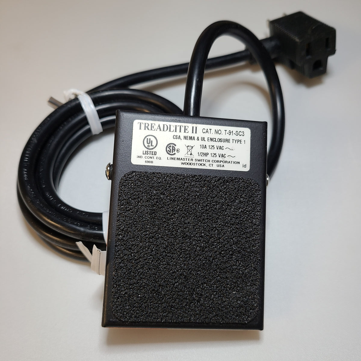 Footswitch for Scroll Saws — Advanced Machinery